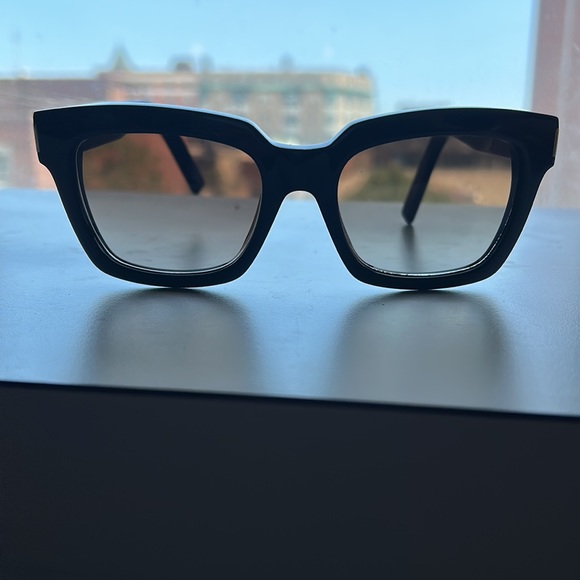 Saint Laurent Bold 1 - Picture 5 of 8